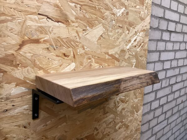 Outlet zwevende boomstam wandplank 40 x +- 20 x 4 cm