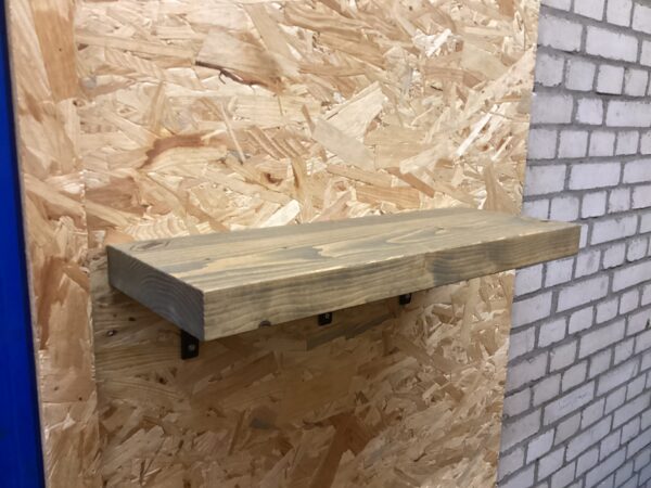 Outlet zwevende rechte wandplank 55 x 20 x 4 cm